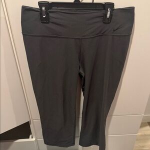 Nike Charcoal Cropped Leggings